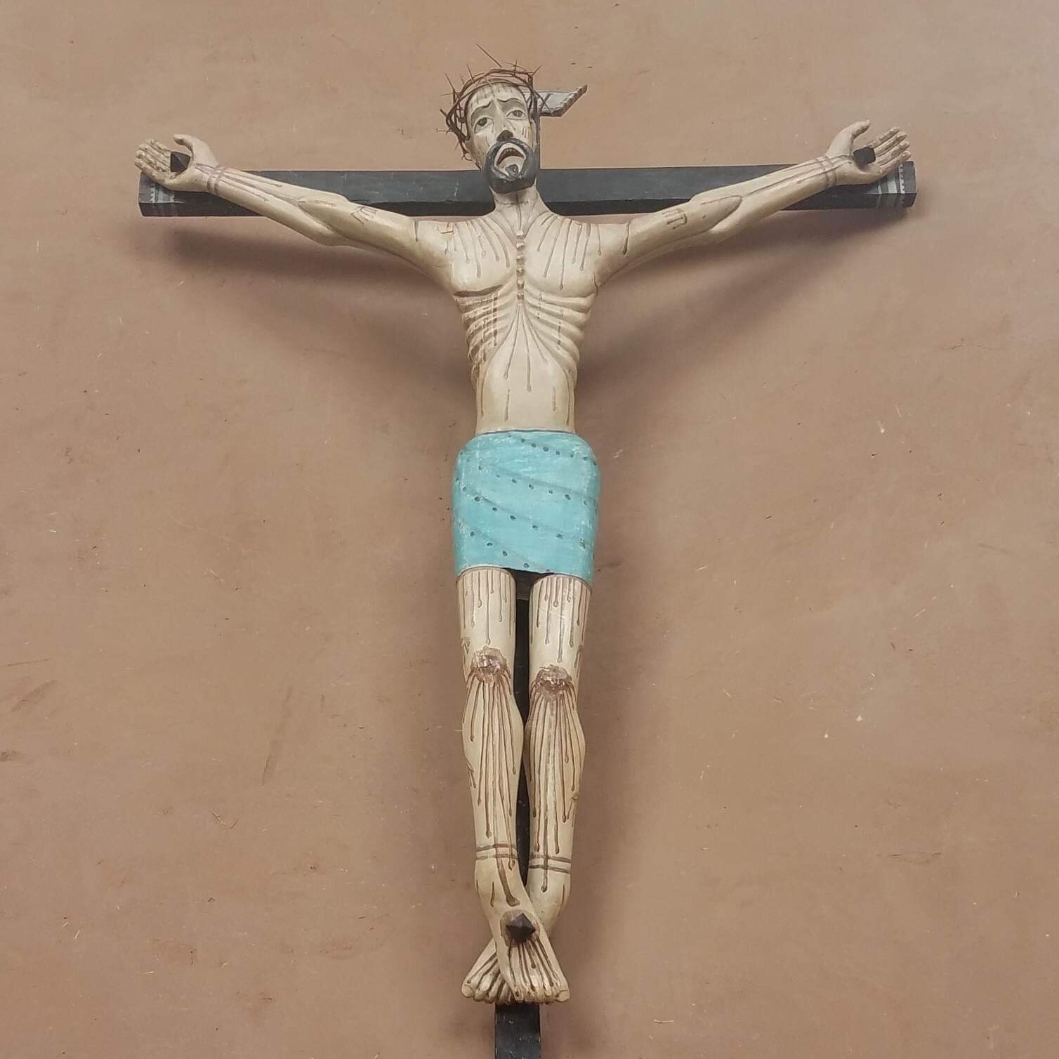 Jesus-cross-figurine